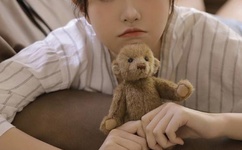 殴美美白老妇大BBOOSS